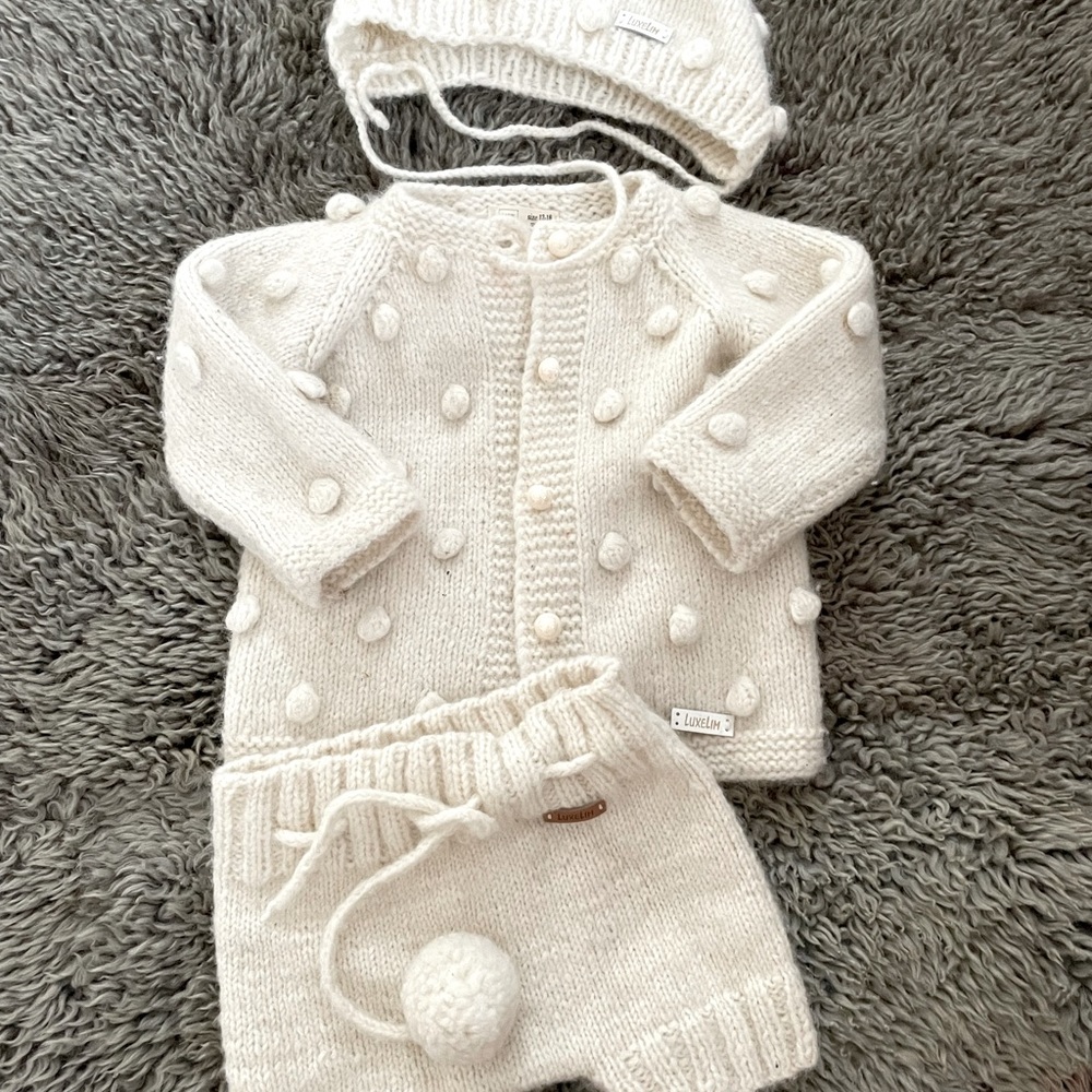 Kids Handmade wool knit set 🍂🤍